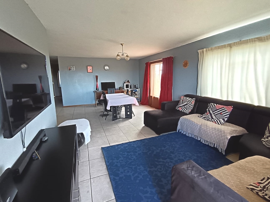 3 Bedroom Property for Sale in Rowallan Park Eastern Cape